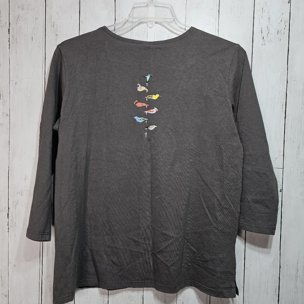 NWT Sabaku Wearable Art Gray Bird Fetish Necklace Print Shirt Sz Small USA Made. - Picture 9 of 10